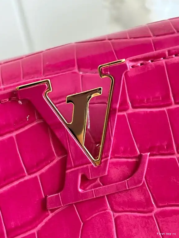 First bag ru BB LOUIS CAPUCINES VUITTON 0613